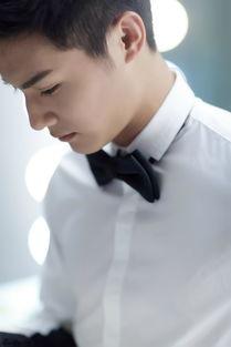 娱乐吃瓜郑业成,娱乐圈的瓜田，他如何成为焦点？